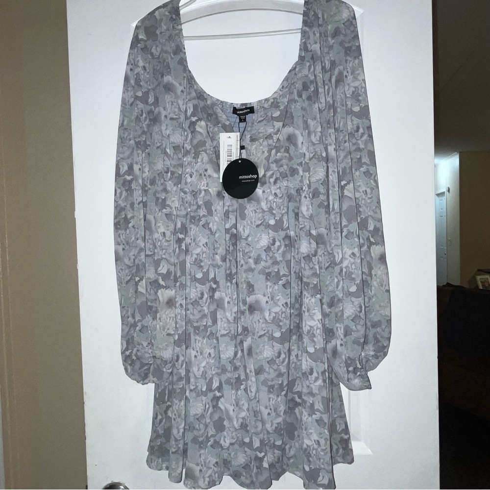 Mittoshop Dress Long Sleeve Light Blue Mini Florals Large Peasant Sleeves NWT